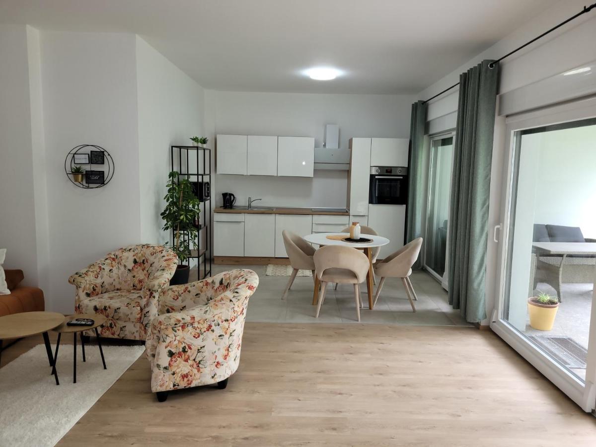 Villa Loe Villach Eksteriør bilde